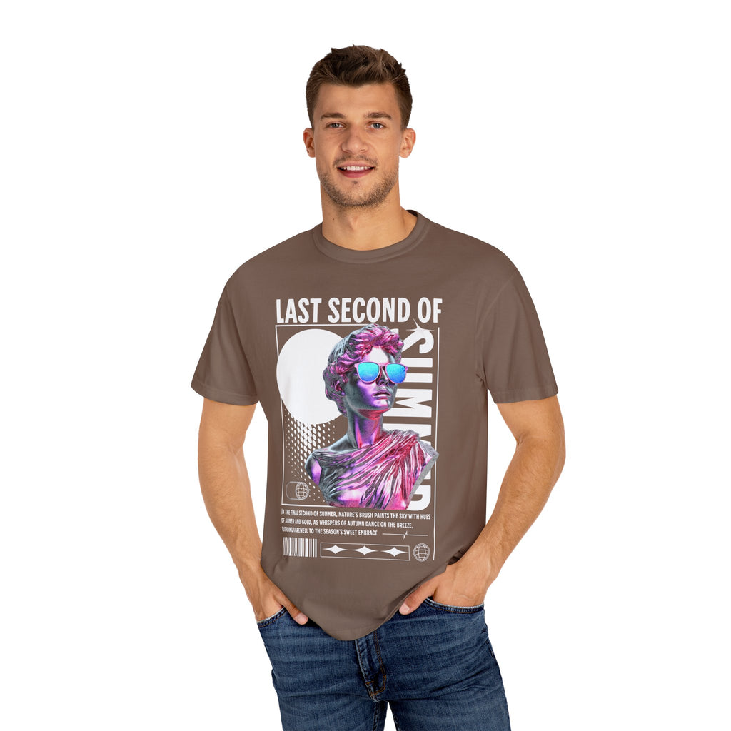 Retro Graphic Unisex T-Shirt: 'Last Second of Fun' Statue Design