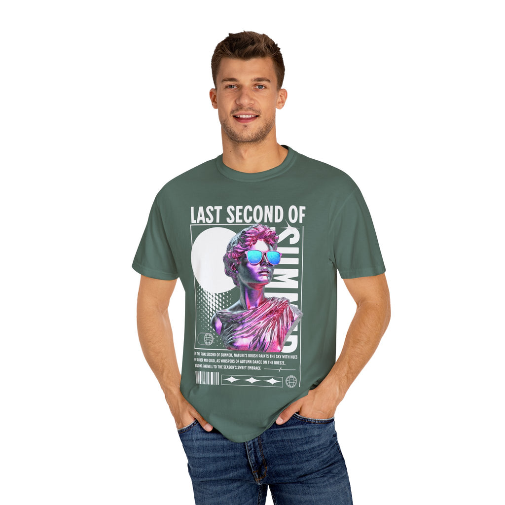Retro Graphic Unisex T-Shirt: 'Last Second of Fun' Statue Design